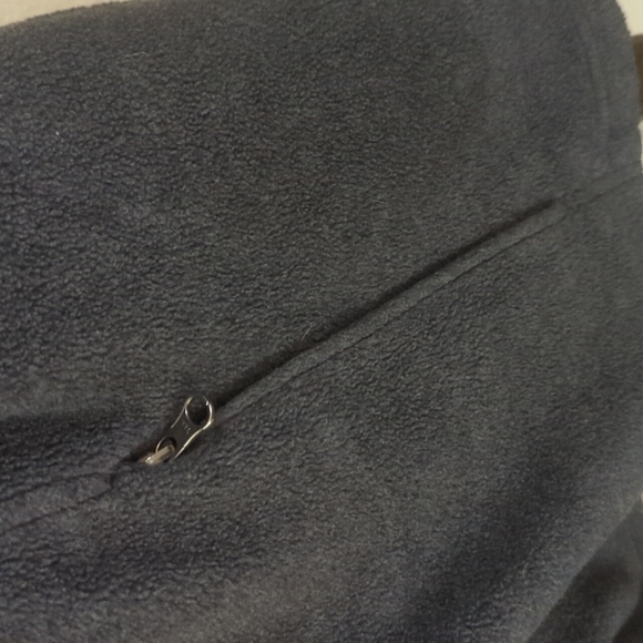 Columbia Vest - Picture 8 of 9